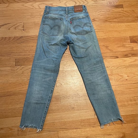 Levi's Wedgie Straight Fit Jean - Picture 2 of 5